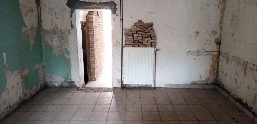 Maison à rénover, surface exploitable 110m²