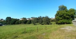 Beau terrain de 833m² ( LOT 3 )