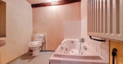 Grande maison en pierres