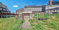 Grande maison en pierres