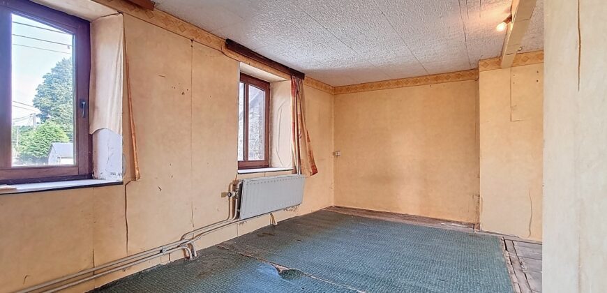 Grande maison en pierres