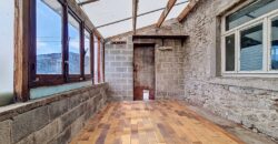 Grande maison en pierres