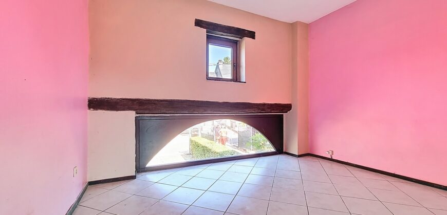 Maison en pierres du pays