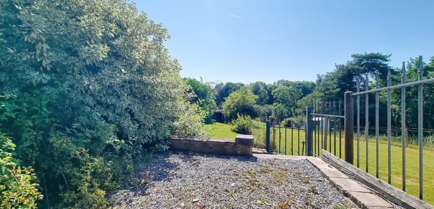 Maison en pierres du pays