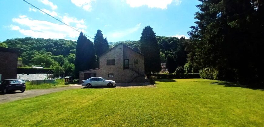 Villa en bord de Meuse