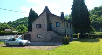 Villa en bord de Meuse