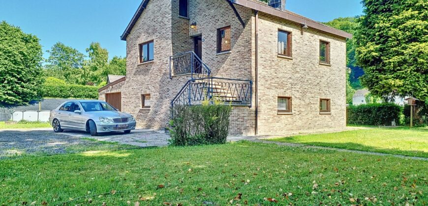 Villa en bord de Meuse