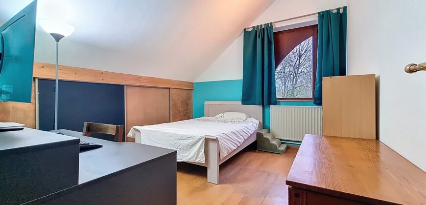 Villa récente dans un quartier prisé de Dinant