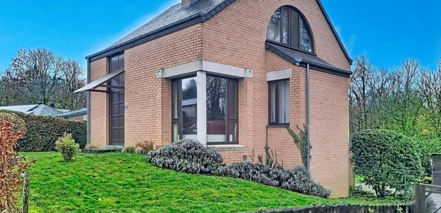 Villa récente dans un quartier prisé de Dinant