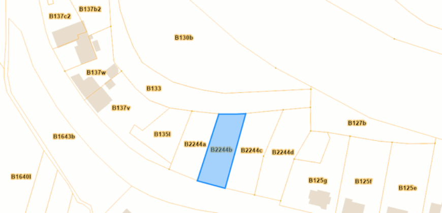 Très beau terrain à bâtir de plus de 750m²