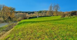 Très beau terrain à bâtir de plus de 750m²