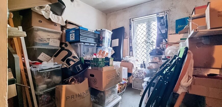 Grande maison 4 chambres à rénover, exploitable sur plus de 250m²