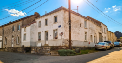 Grande maison 4 chambres à rénover, exploitable sur plus de 250m²