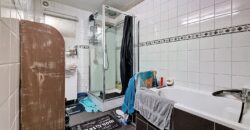 Avis aux investisseurs, deux maisons sur un terrain de plus de 1600m²