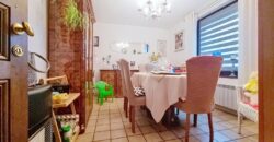 Avis aux investisseurs, deux maisons sur un terrain de plus de 1600m²