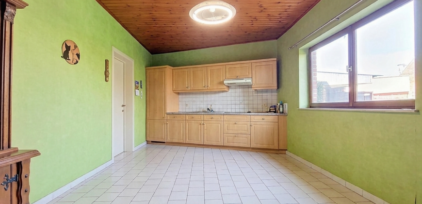 Grande maison 5 chambres à rafraichir, exploitable sur 250m²