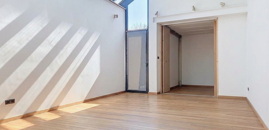 Superbe villa 5 chambres avec piscine sur un terrain de plus de 3.000m²