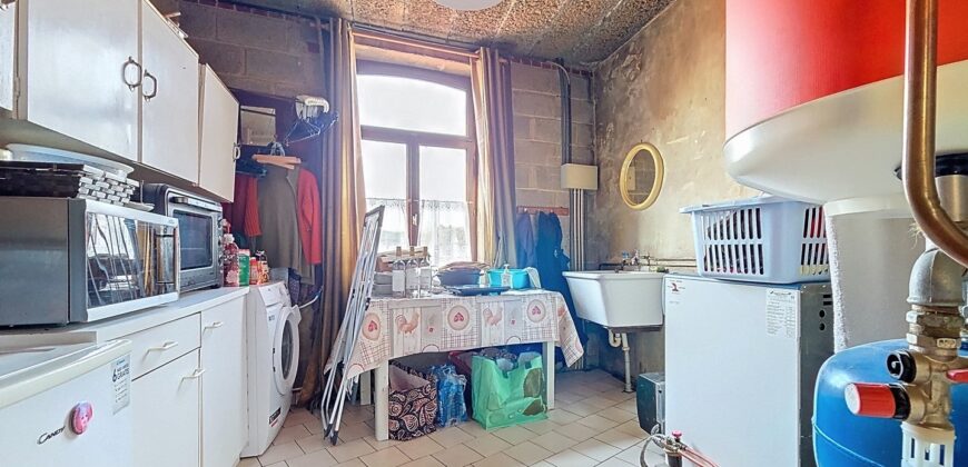 Grande maison 5 chambres à rafraichir, exploitable sur 250m²